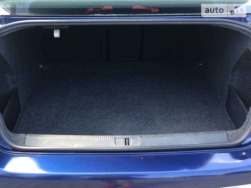 Седан Volkswagen Passat 2010 в Дрогобичі фото 57 Седан Volkswagen Passat 2010 в Дрогобичі