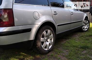 Универсал Volkswagen Passat 2004 в  фото 14 Универсал Volkswagen Passat 2004 в