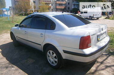 Седан Volkswagen Passat 2000 в Дружковке