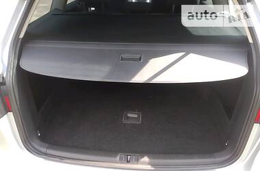 Універсал Volkswagen Passat 2010 в 