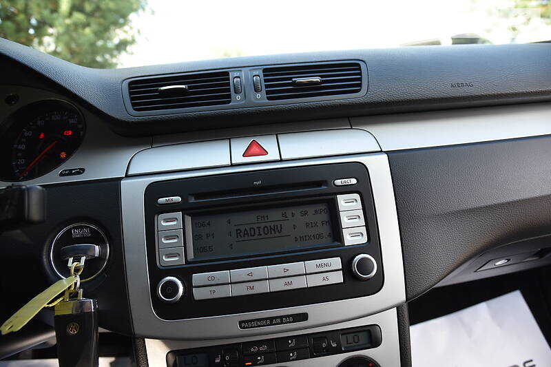 Універсал Volkswagen Passat 2008 в Дрогобичі