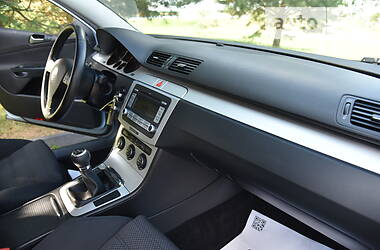 Універсал Volkswagen Passat 2008 в 