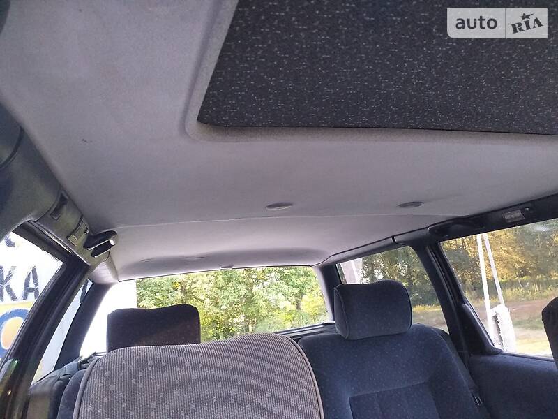 Універсал Volkswagen Passat 1994 в Теофіполі