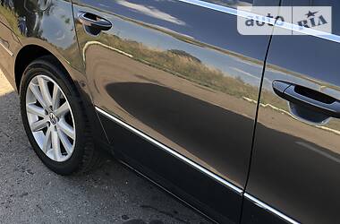 Седан Volkswagen Passat 2007 в 