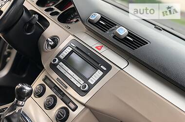 Седан Volkswagen Passat 2007 в 