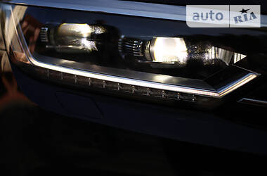 Седан Volkswagen Passat 2015 в 