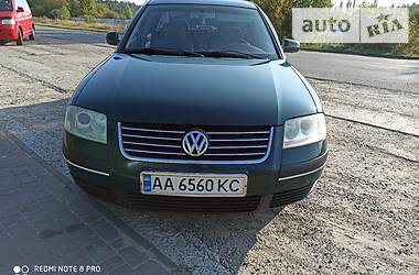 Седан Volkswagen Passat 2001 в Иванкове