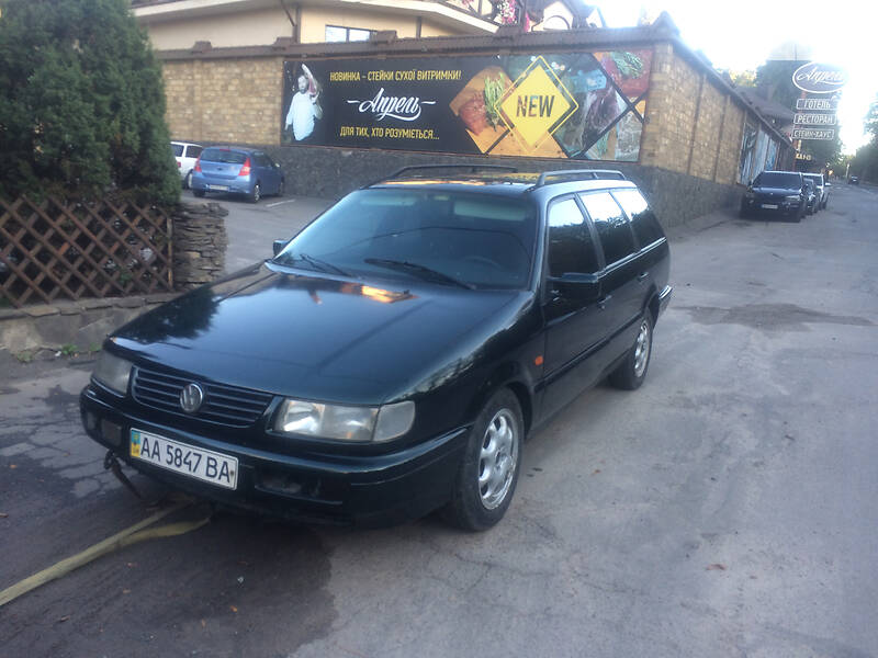 Универсал Volkswagen Passat 1994 в Виннице