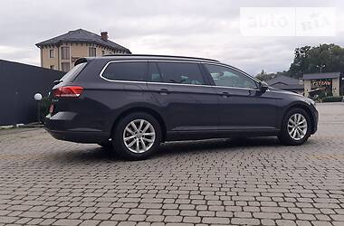 Универсал Volkswagen Passat 2015 в Львове