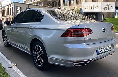 Седан Volkswagen Passat 2018 в 