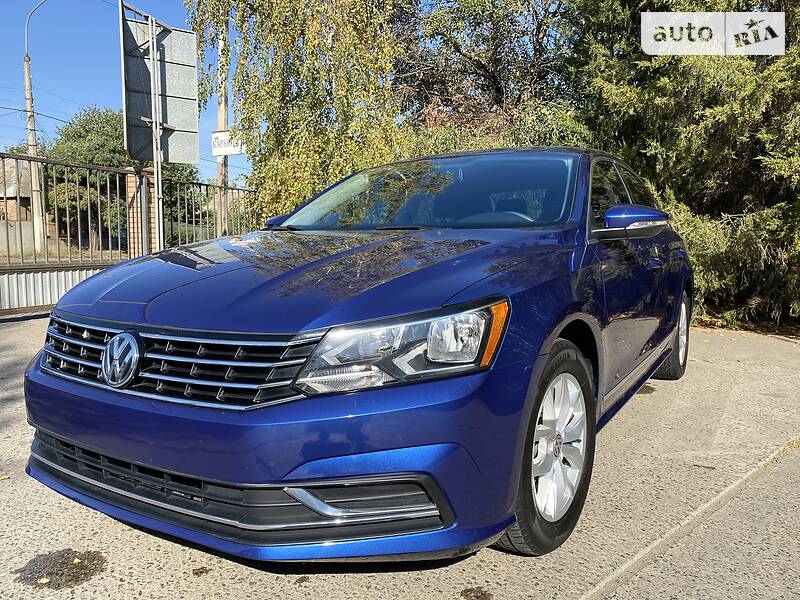 Седан Volkswagen Passat 2016 в Славянске