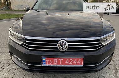 Седан Volkswagen Passat 2016 в Трускавце