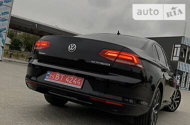 Седан Volkswagen Passat 2016 в Трускавце