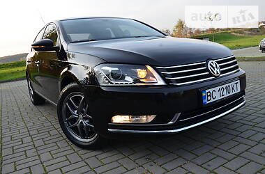 Седан Volkswagen Passat 2011 в Дрогобыче