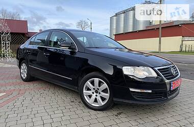 Седан Volkswagen Passat 2010 в Ковеле