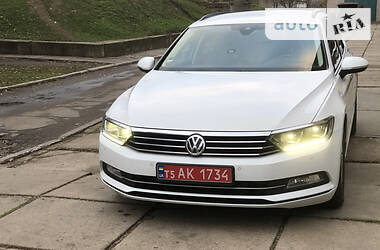 Универсал Volkswagen Passat 2015 в Запорожье