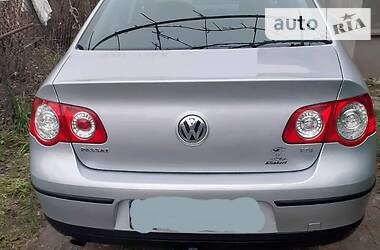 Седан Volkswagen Passat 2005 в 
