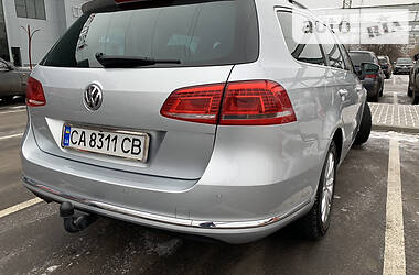 Універсал Volkswagen Passat 2013 в Києві