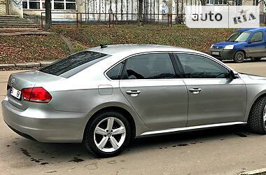 Седан Volkswagen Passat 2012 в Кропивницькому