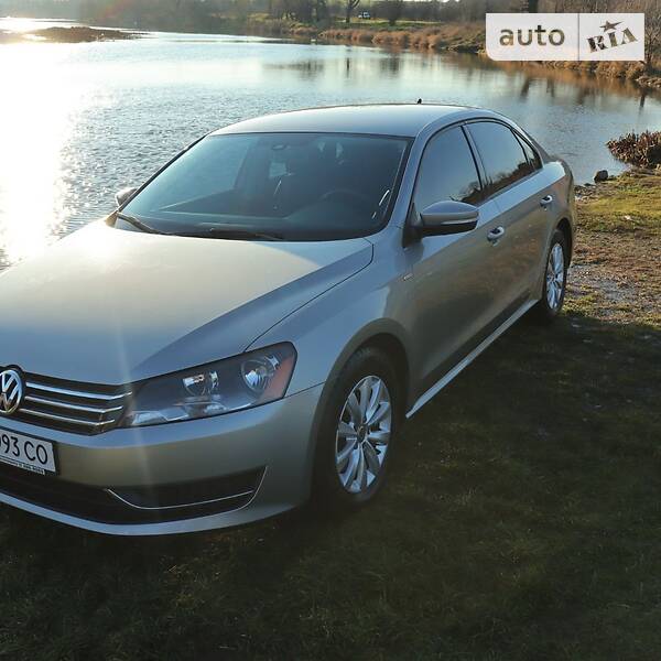 Седан Volkswagen Passat 2014 в Голованевске
