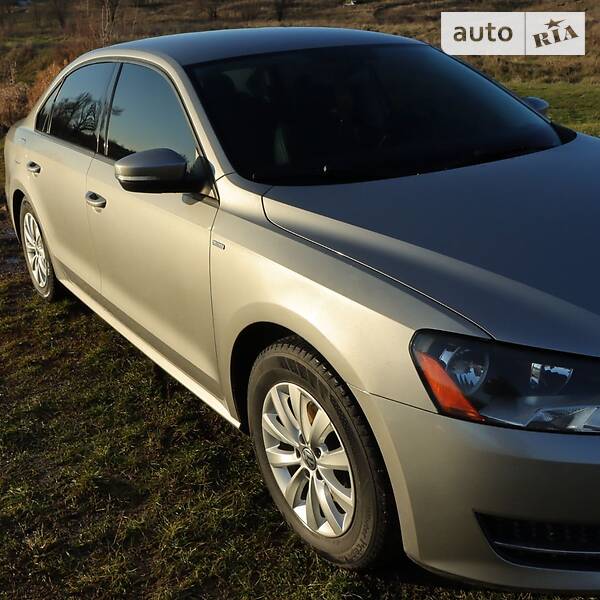 Седан Volkswagen Passat 2014 в Голованевске