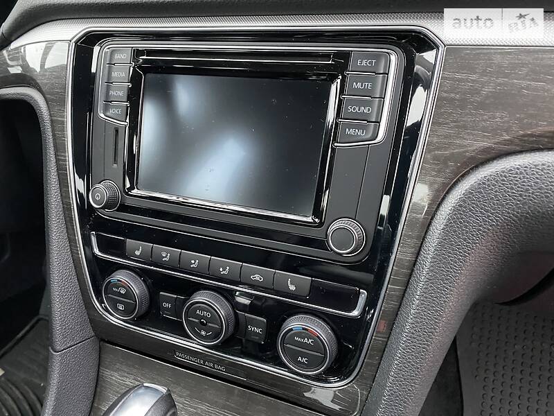 Седан Volkswagen Passat 2016 в Херсоне