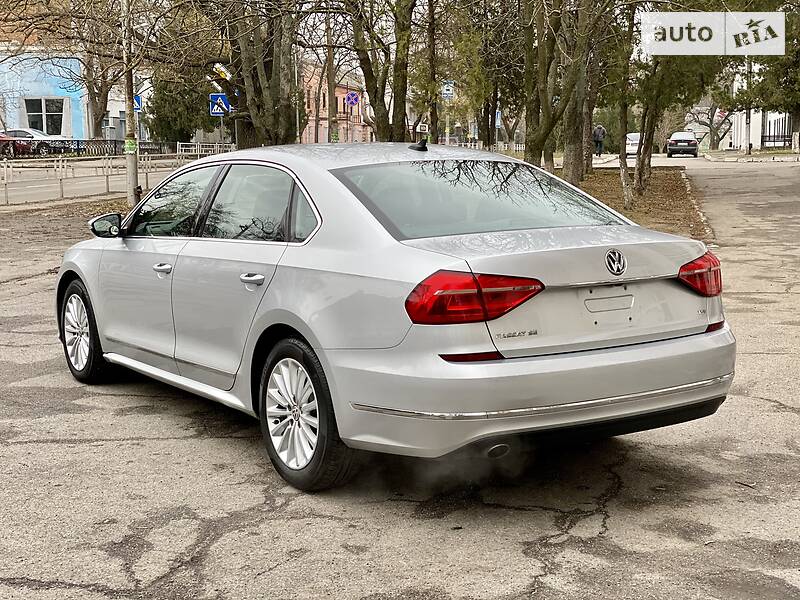 Седан Volkswagen Passat 2016 в Херсоне