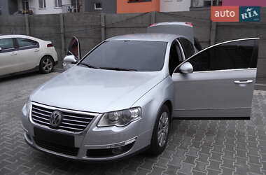 Седан Volkswagen Passat 2008 в Софиевской Борщаговке