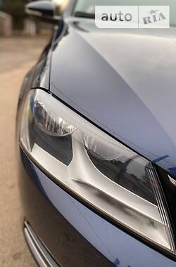 Універсал Volkswagen Passat 2011 в Долинській