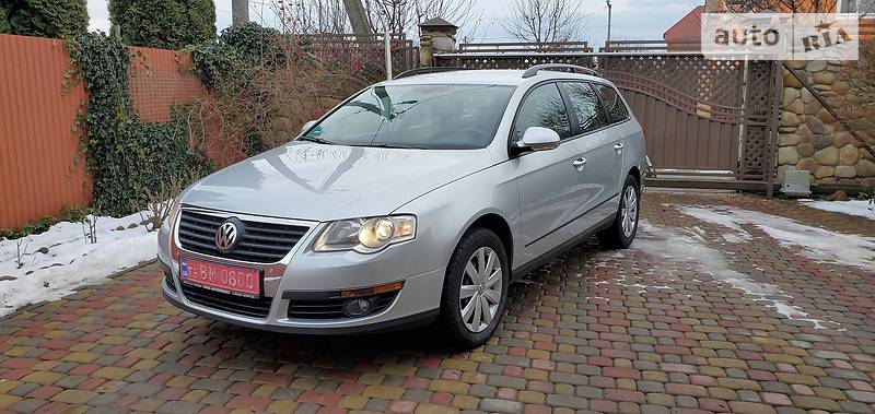 Универсал Volkswagen Passat 2010 в Луцке