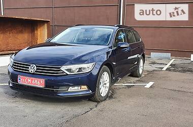 Универсал Volkswagen Passat 2016 в Житомире