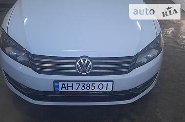 Седан Volkswagen Passat 2014 в Покровске