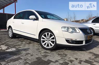 Седан Volkswagen Passat 2009 в Хмельницком