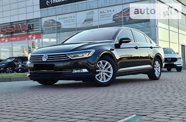 Седан Volkswagen Passat 2017 в Мукачево