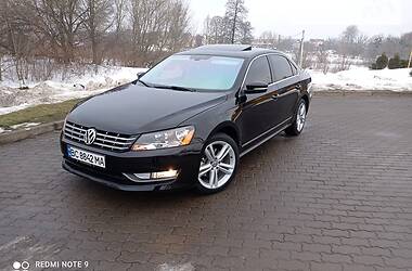 Седан Volkswagen Passat 2012 в Бродах