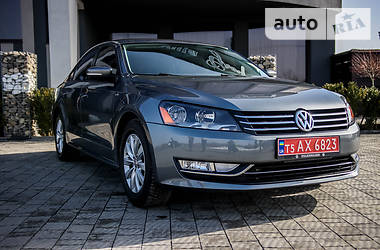 Седан Volkswagen Passat 2015 в Стрые