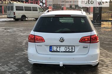 Универсал Volkswagen Passat 2011 в Дрогобыче