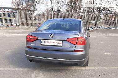 Седан Volkswagen Passat 2015 в Харькове