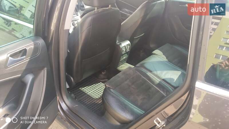 Універсал Volkswagen Passat 2006 в Львові