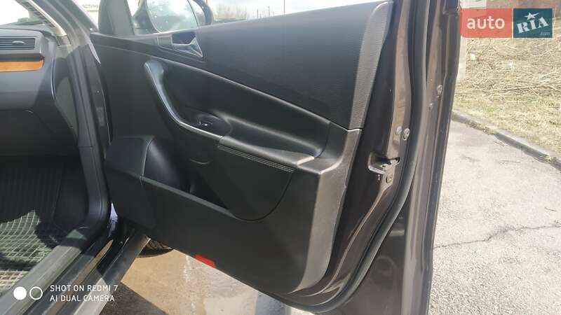 Універсал Volkswagen Passat 2006 в Львові