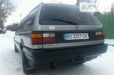 Универсал Volkswagen Passat 1989 в Лановцах