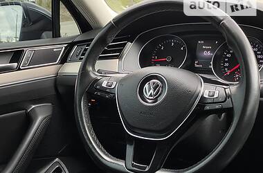 Универсал Volkswagen Passat 2016 в Трускавце