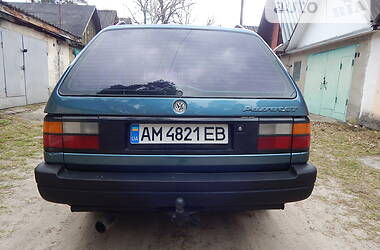 Универсал Volkswagen Passat 1989 в Житомире