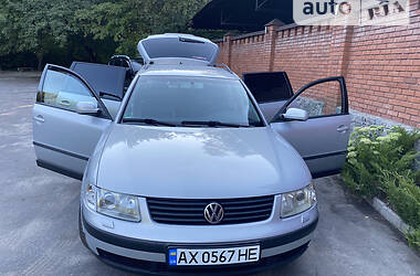 Универсал Volkswagen Passat 2000 в Харькове
