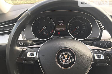 Универсал Volkswagen Passat 2015 в Бродах