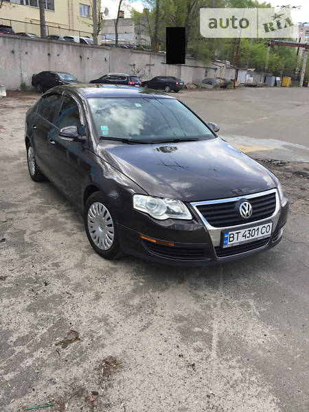 Седан Volkswagen Passat 2005 в Херсоне