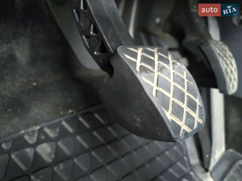 Универсал Volkswagen Passat 2011 в Ивано-Франковске фото 19 Универсал Volkswagen Passat 2011 в Ивано-Франковске