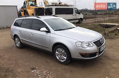 Универсал Volkswagen Passat 2010 в 