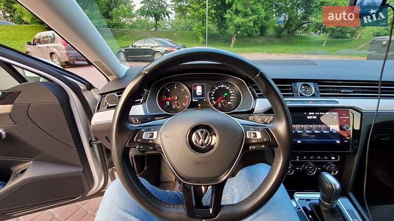 Универсал Volkswagen Passat 2017 в Ивано-Франковске фото 39 Универсал Volkswagen Passat 2017 в Ивано-Франковске