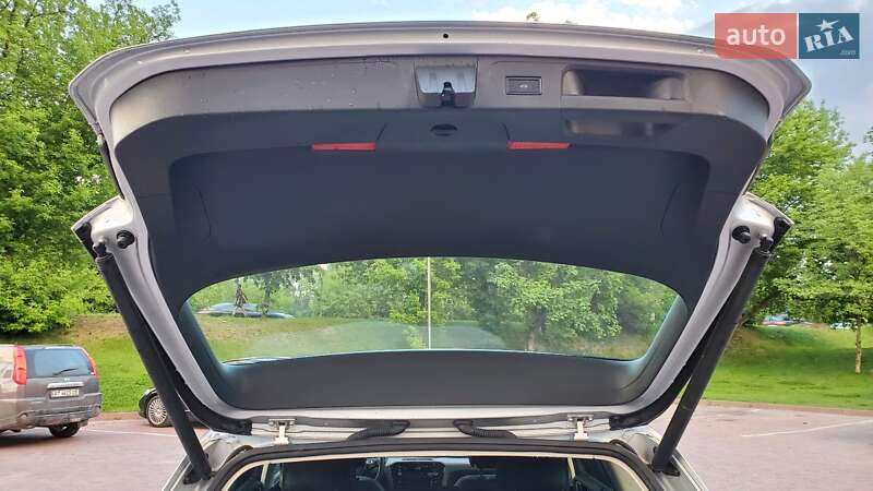 Универсал Volkswagen Passat 2017 в Ивано-Франковске фото 78 Универсал Volkswagen Passat 2017 в Ивано-Франковске